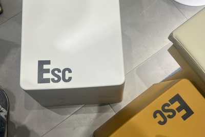 esc